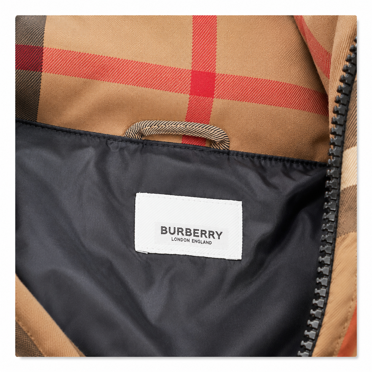 Burberry (England) - Puffer jacket/sleeveless