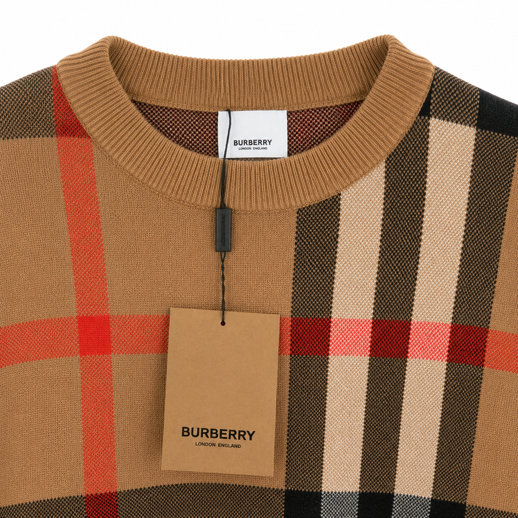 Burberry (England)- Cotton sweater