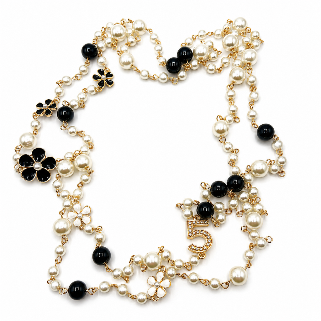 Unsigned - Black flower necklace