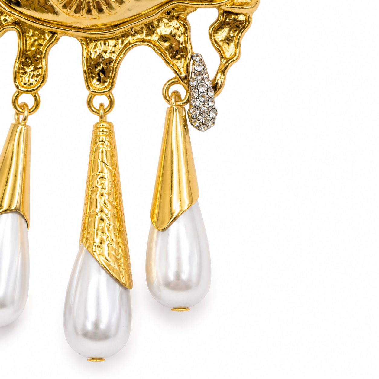 Unsigned - Eyes pendants earrings